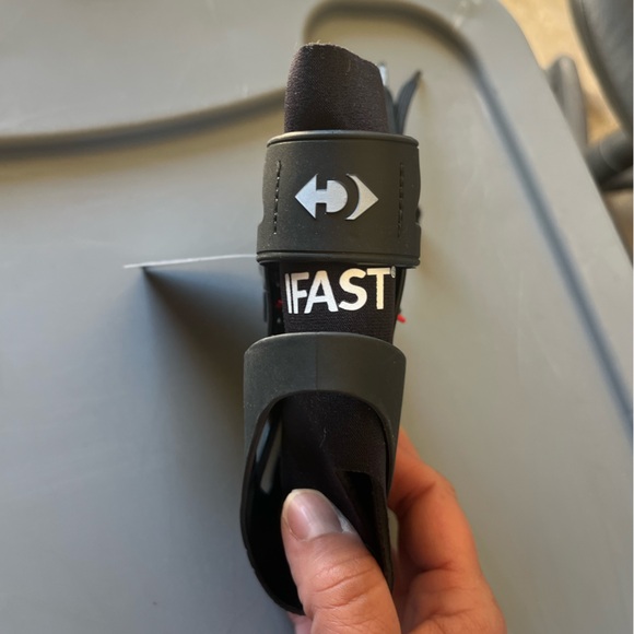 New! ARYSE IFAST Ankle Brace - Picture 3 of 4